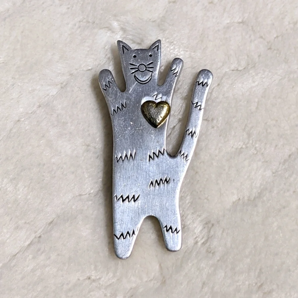 Vintage Silvertone Cat Brooch with Goldtone Heart